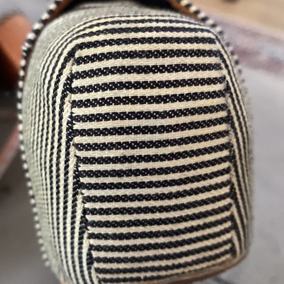 Havana Last Jeffrey Campbell Lita Navy White Striped Platform Heels💙🤍💙 - Picture 7 of 12